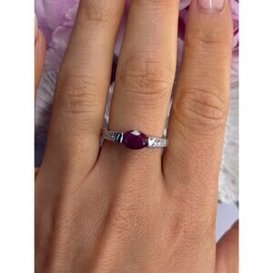 925 Sterling Silver Ruby & Beryl Ring Size 9